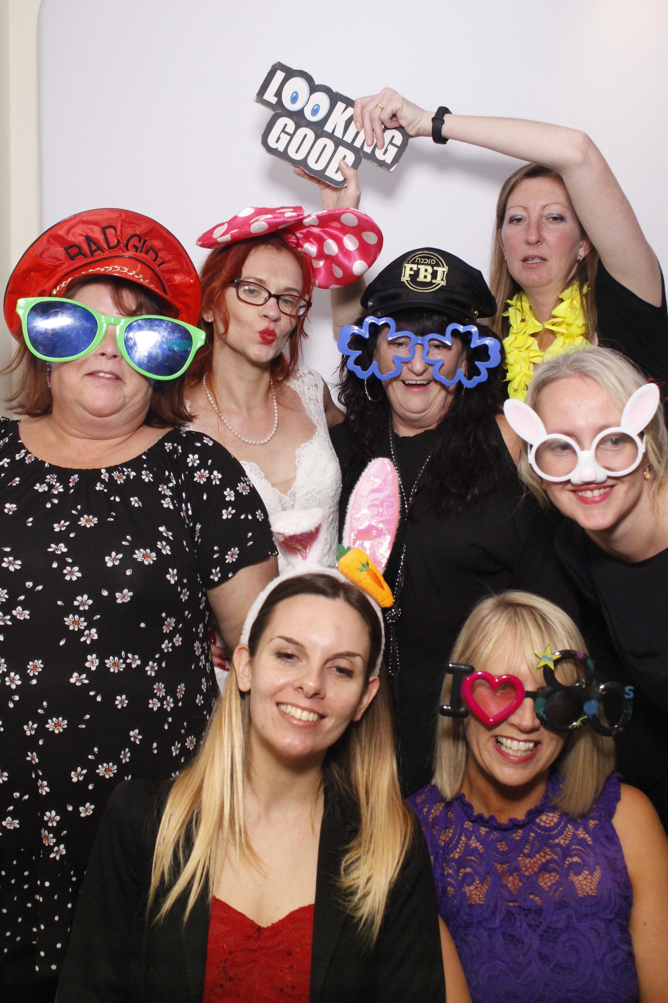 Luke & Emily's Wedding | View more photos from the event at gallery.myphotoboothexperience.co.uk/u/MyPhotoBoothExperienceLtd/Luke-Emilys-Wedding